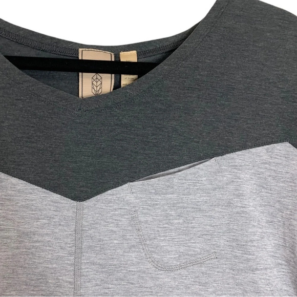 Indygena Women’s Two Toned Grey Lightweight Athletic  T-Shirt Size Small - Picture 3 of 13